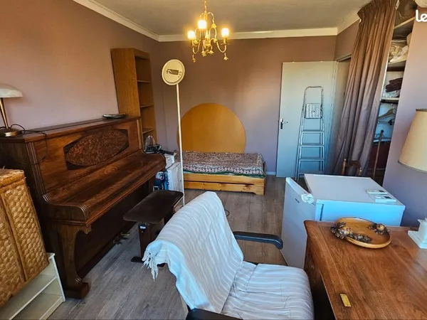 Chambre à louer avec Piano