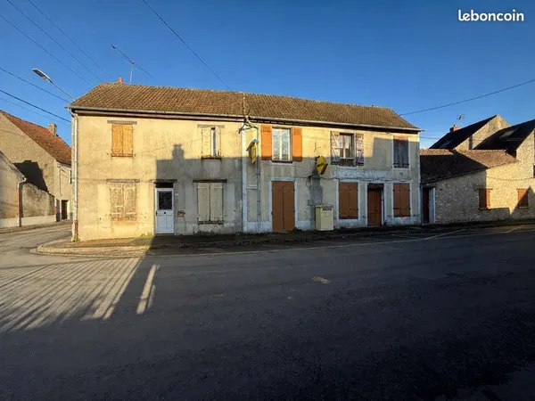 Ensemble immobilier - Maison et appartements