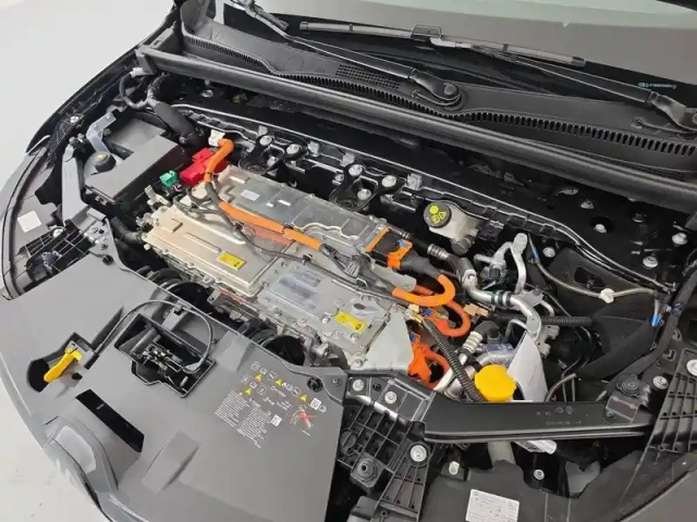 Renault Megane e-tech 220 ch autonomie confort gsr2 — photo 314