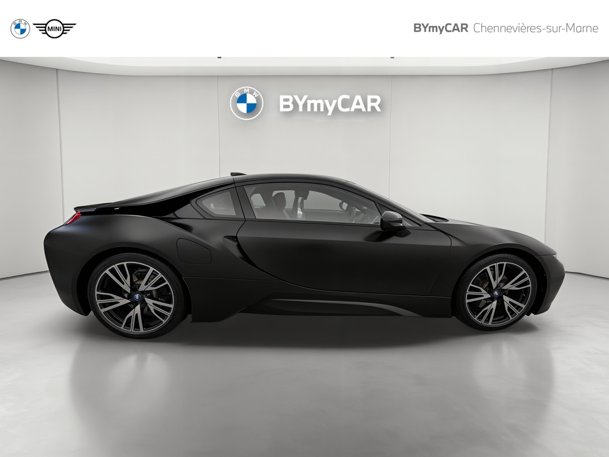 BMW i8 362 ch — photo 6