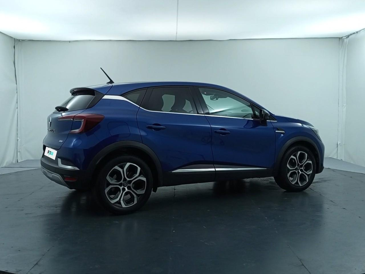 Renault Captur e-tech plug-in 160 intens — photo 5