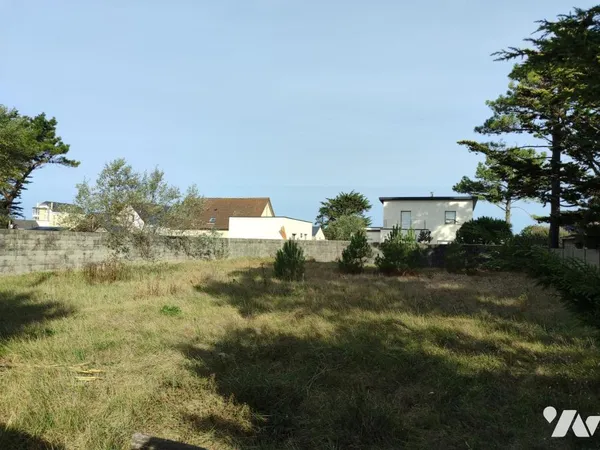 Terrain 770 m²