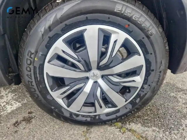 Peugeot 2008 puretech 100 s&amp;s bvm6 — photo 11