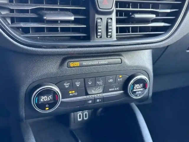 Ford Kuga 2.5 duratec 225ch phev st-line business bva — photo 30
