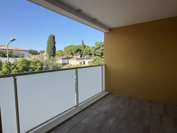 LOCATION APPARTEMENT 2 PIÈCES 5 MIN MONTPELLIER EST CASTELNA