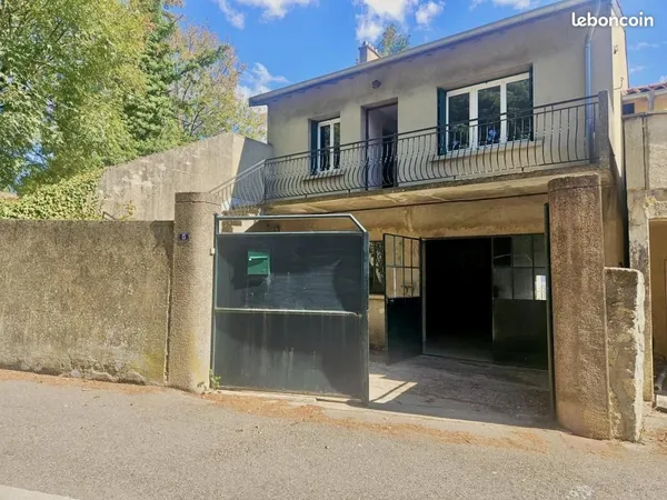 Maison de village 9 pièces 105 m²
