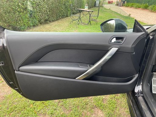 Peugeot RCZ 1.6 THP 156 - N/A – 2011 – 106070 km – Essence – Boîte Manuelle — photo 42