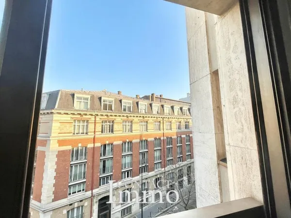PARIS Batignolles,T2, garage , cave Baisse de prix
