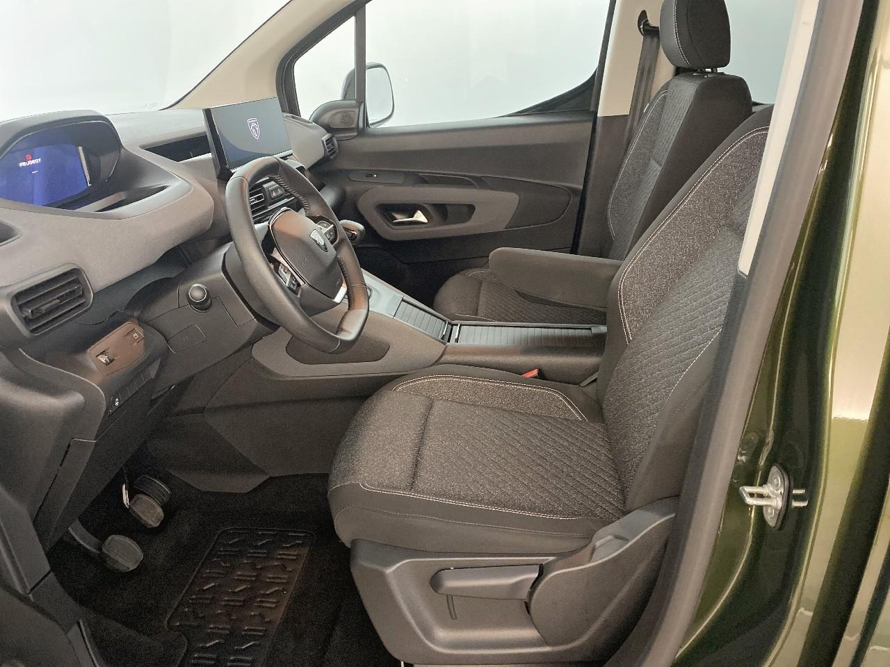 Peugeot Rifter m diesel 100 ch manuelle 5pl allure — photo 9