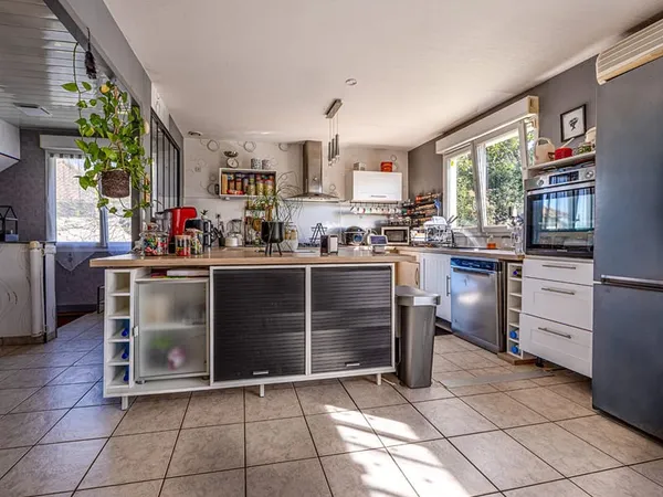 Grande maison familiale à Bessines !