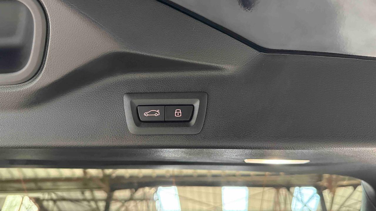 BMW X5 xDrive50e 489 ch BVA8 — photo 28