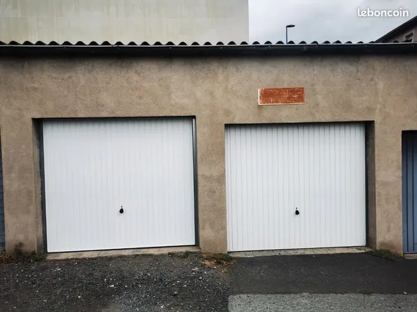 Location garage pour stockage ou meuble