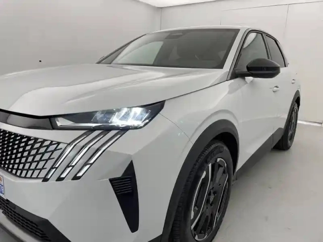 Peugeot 3008 electrique 210 ch 73 kwh — photo 24