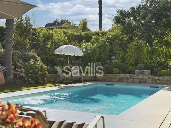 Ravissante villa 4 chambres dans Domaine Privé avec Piscine
