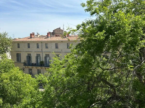 T2 meublé 50m2 Place de la Canourgue