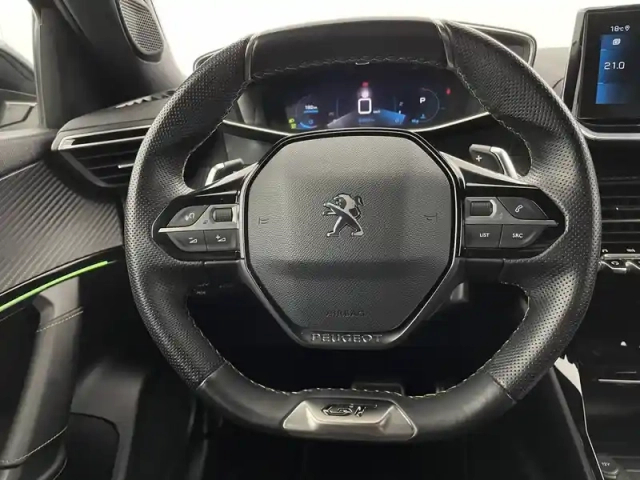 Peugeot 2008 puretech 130 s&amp;s eat8 — photo 23