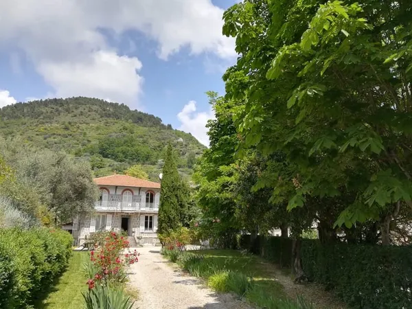 Luceram - Maison de maître