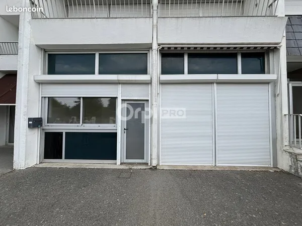 Bureau 38 m²
