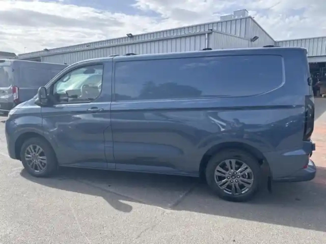 Ford Custom transit  fg 320 l1h1 2.5 duratec 232ch hybride rechargeable limited cvt — photo 8