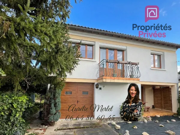 Maison avec jardin, garage et terrain constructible