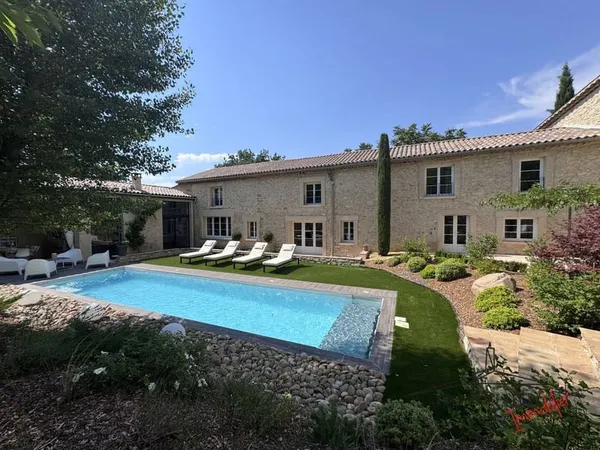 Ferme 13 pièces 450 m²