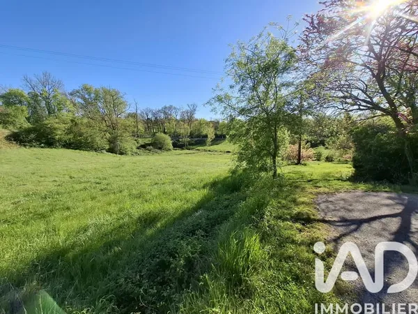 Terrain 1894 m²