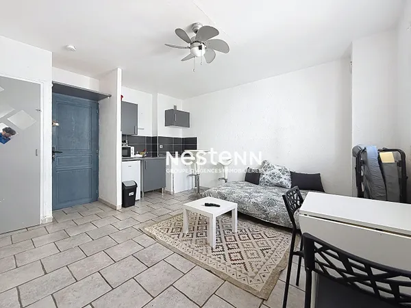 Appartement Canet Plage 1 pièces - À 50 m de la plage - Dernier étage - Faibles charges - Aucun trav