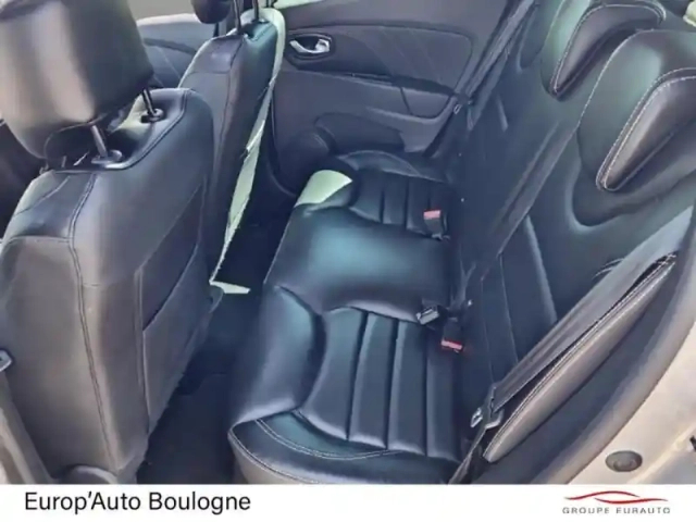 Renault Clio 1.2 tce 120ch energy initiale paris edc 5p — photo 12