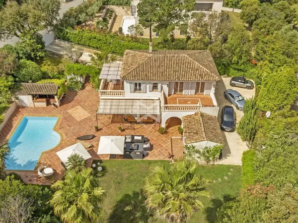 Villa 200 m²