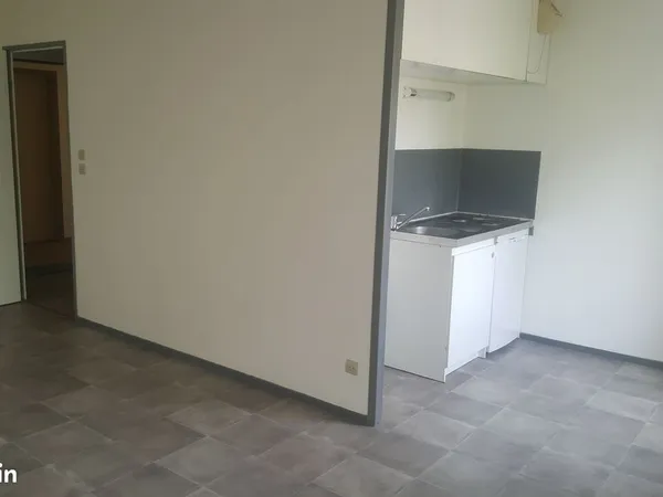 Appartement 1pièce 31m2 Metz Sablon