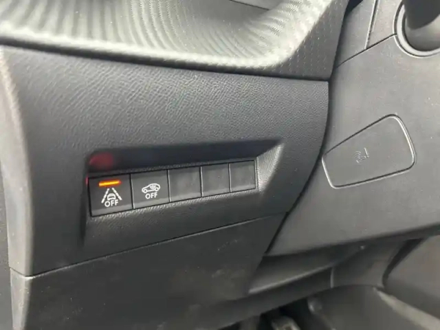 Peugeot 2008 puretech 130 s&amp;s eat8 — photo 89