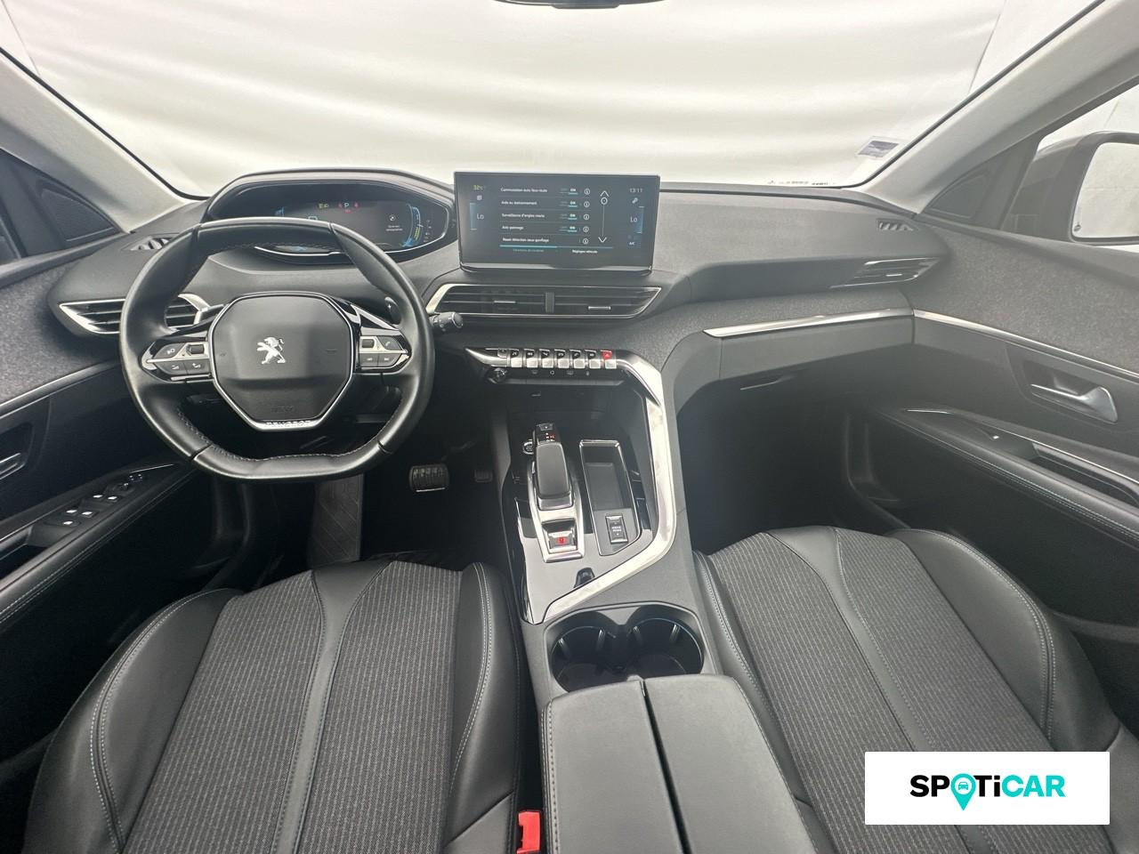 Peugeot 3008 hybrid 225ch allure pack e-eat8 — photo 8