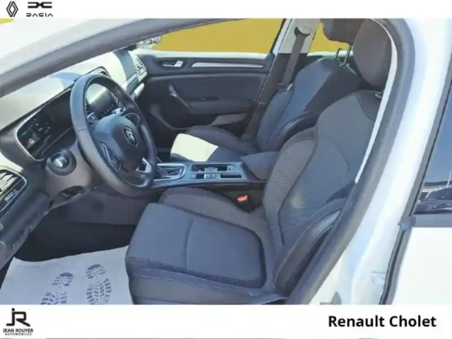Renault Megane 1.6 e-tech plug-in hybrid 160ch evolution — photo 3