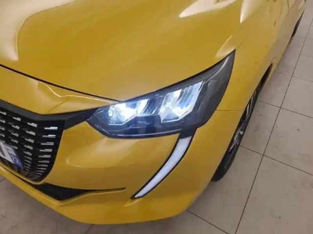 Peugeot 208 puretech 100 s&amp;s bvm6 — photo 46