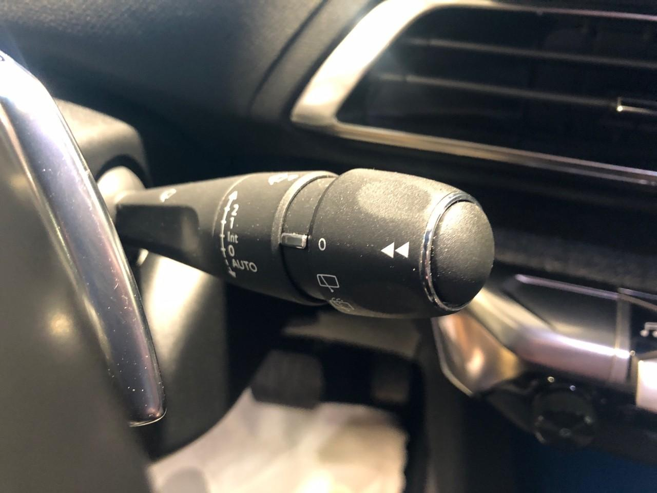 Peugeot 3008 bluehdi 130ch s&s eat8 allure pack — photo 18