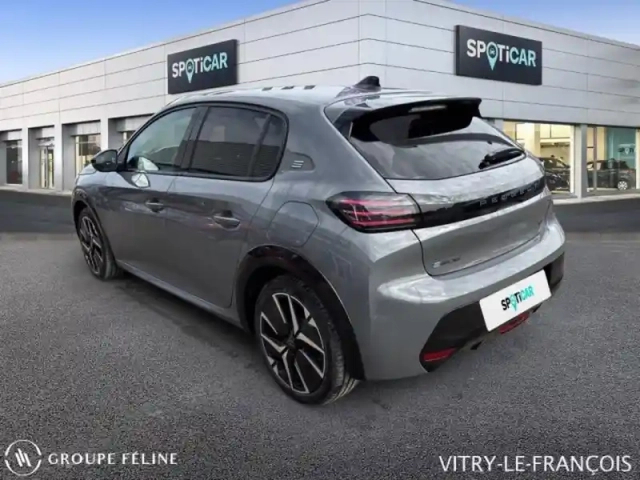Peugeot 208 e- 156ch 54 kwh gt — photo 7