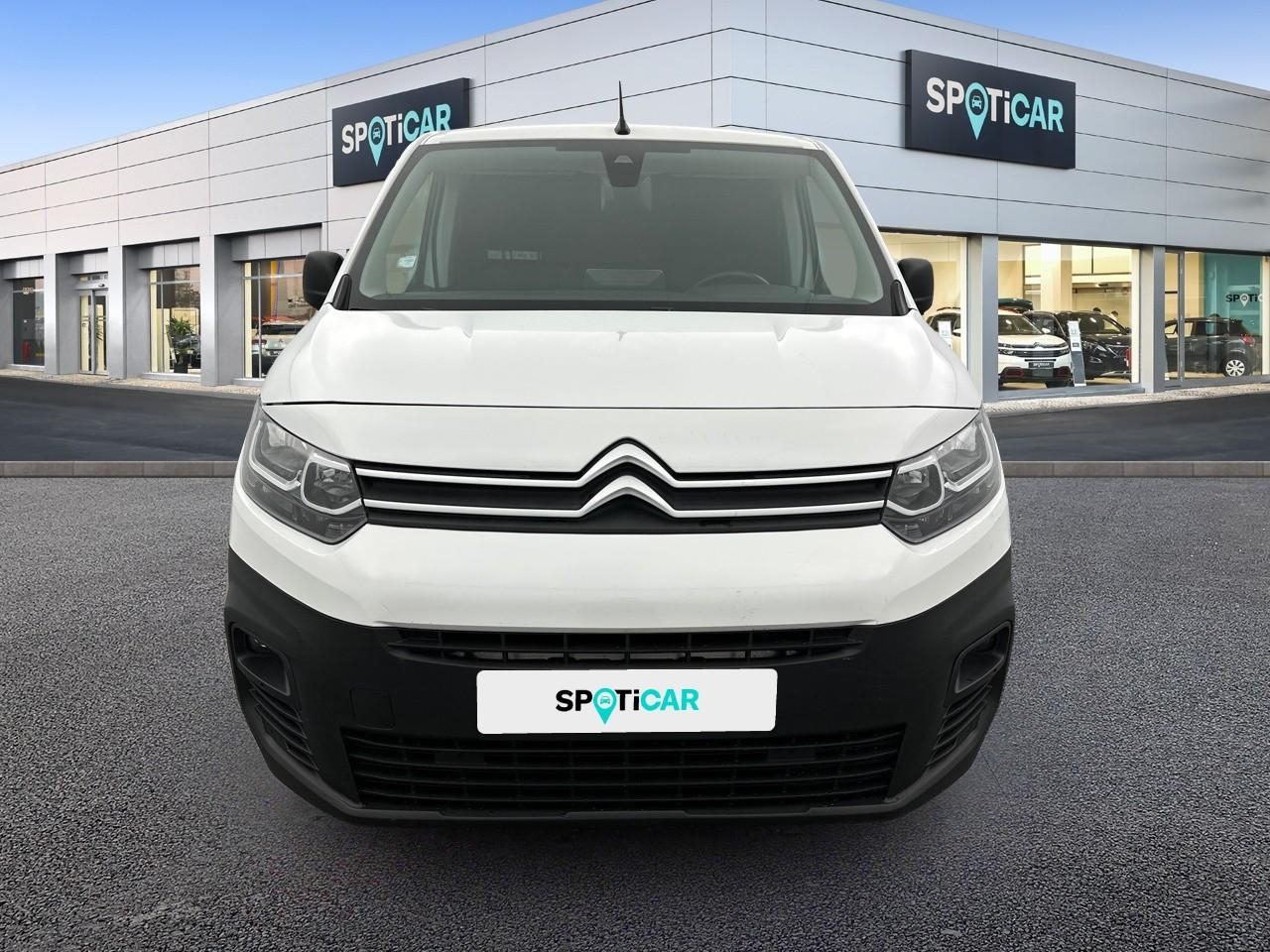 Citroën Berlingo van m 650 bluehdi 130 s&s eat8 driver — photo 2