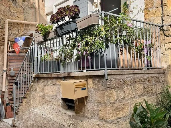 Pélissanne T2 avec terrasse et cave