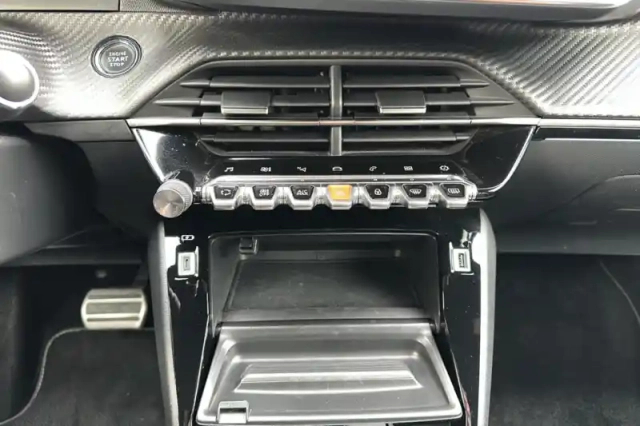 Peugeot 2008 bluehdi 130 s&amp;s eat8 — photo 19