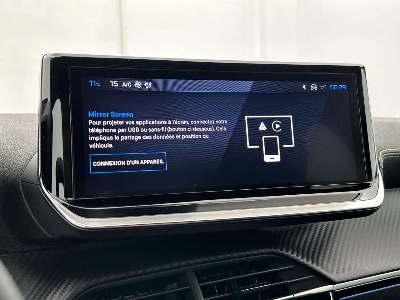 Peugeot 208 hybrid 145 e-dcs6 gt — photo 23