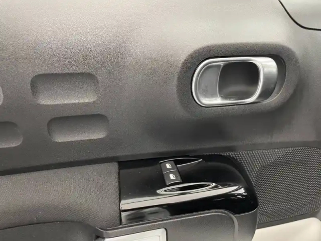 Citroën C3 puretech 83 s&amp;s bvm5 — photo 32