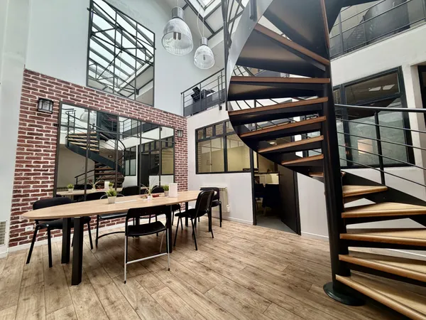 Local professionnel 207 m²