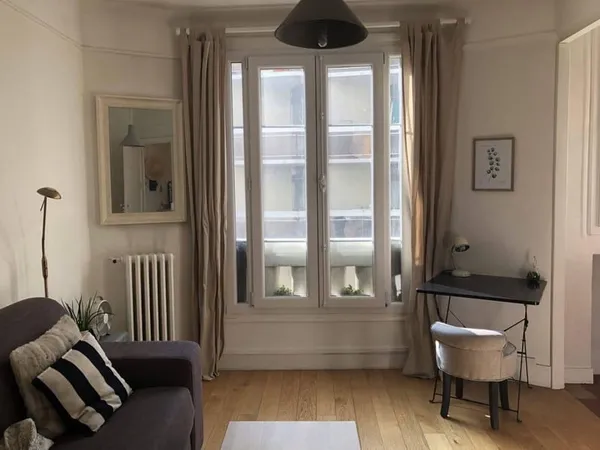 Beau studio meublé 24m² à Paris 16