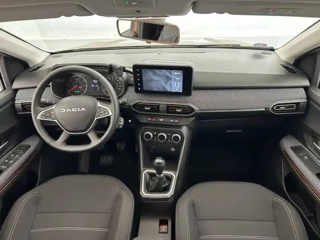 Dacia Sandero eco-g 100 — photo 38