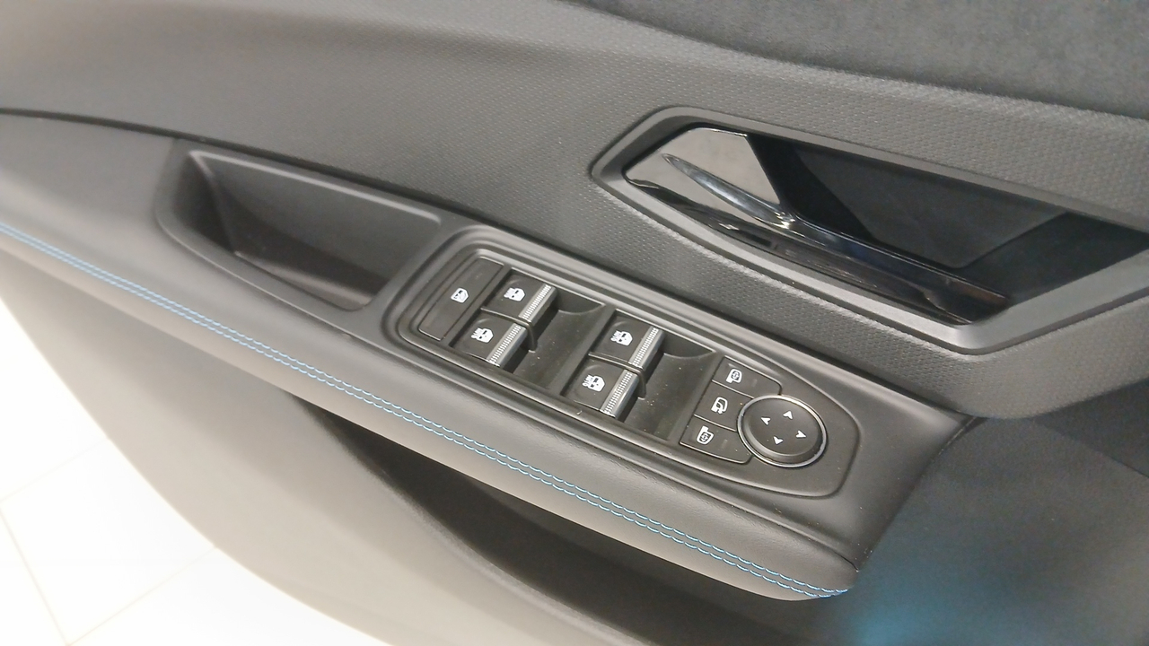 Renault Clio E-Tech full hybrid 160 ch — photo 17