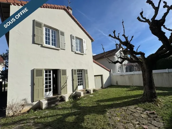 VALENCE - CHATEAUVERT - MAISON 5 PIECES DE 102.35M2