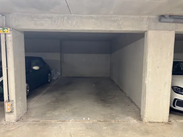 Parking/Garage/Box 21 m²