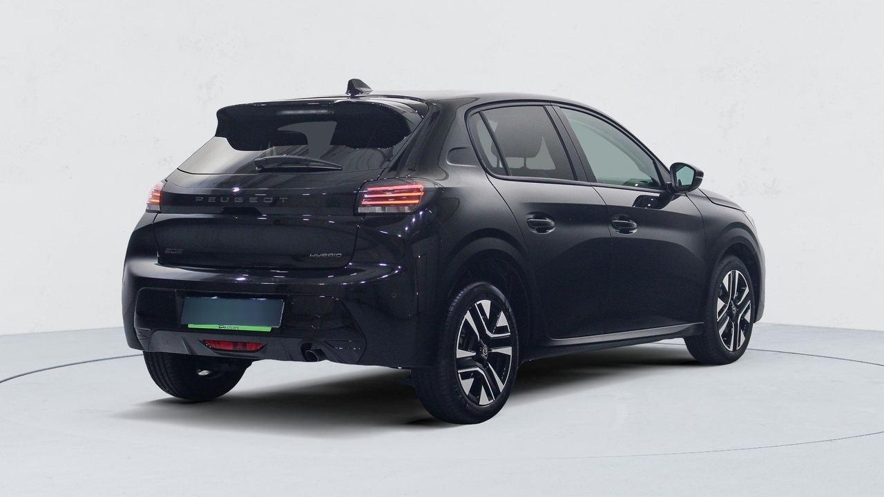 Peugeot 208 — photo 6