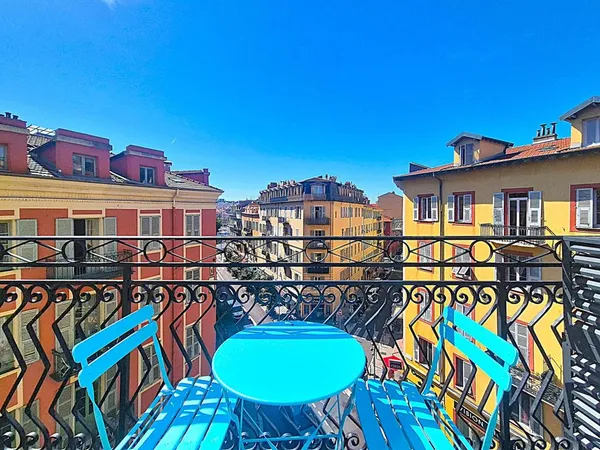 Appartement 6 pièces 175 m²