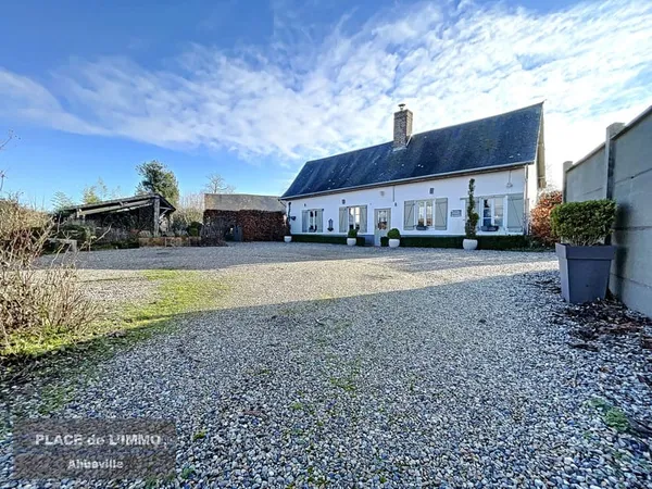Maison avec beaucoup de cachet 3 chambres à TOURS EN VIMEU